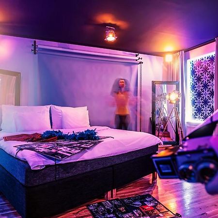 Anybody Hotel - Unique Experience For Couples Brünn  Kültér fotó